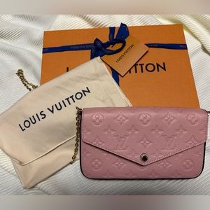 EC Louis Vuitton Monogram Leather Félicie Pochette in Rose Poudre